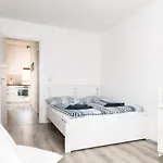 Ko-living - Haendel - Altstadt Mit Kueche, Smart Tv & Dachterrasse