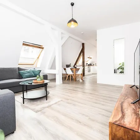 Ko-living - Haendel - Altstadt Mit Kueche, Smart Tv & Dachterrasse Апартаменты Галль