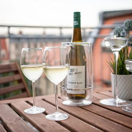 Ko-living - Haendel - Altstadt Mit Kueche, Smart Tv & Dachterrasse ハレ