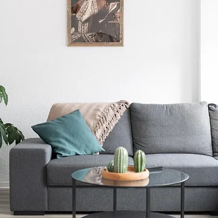 Ko-living - Haendel - Altstadt Mit Kueche, Smart Tv & Dachterrasse * Галль