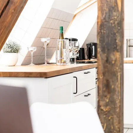 Ko-living - Haendel - Altstadt Mit Kueche, Smart Tv & Dachterrasse * Галль