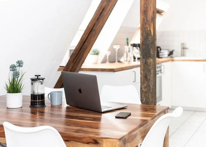 Lägenhet Ko-living - Haendel - Altstadt Mit Kueche, Smart Tv & Dachterrasse *